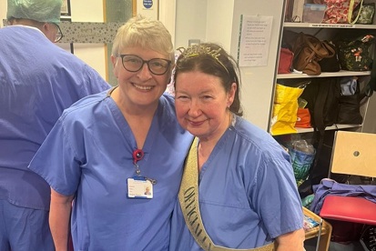 A photo of Elizabeth Toon, retired Christie nurse, along with another female nurse.