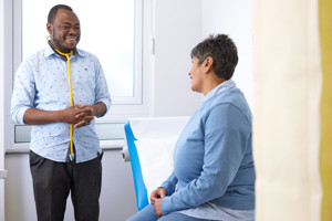 clinical research facility, patient and doctor, consultation, Pan Artists, September 2022,Lalini Carter, Dr Umar Abdullah, Clinical Fellow, ECMT.