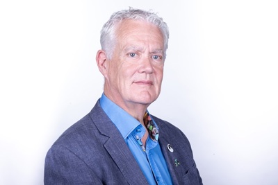 Dr Mark Saunders