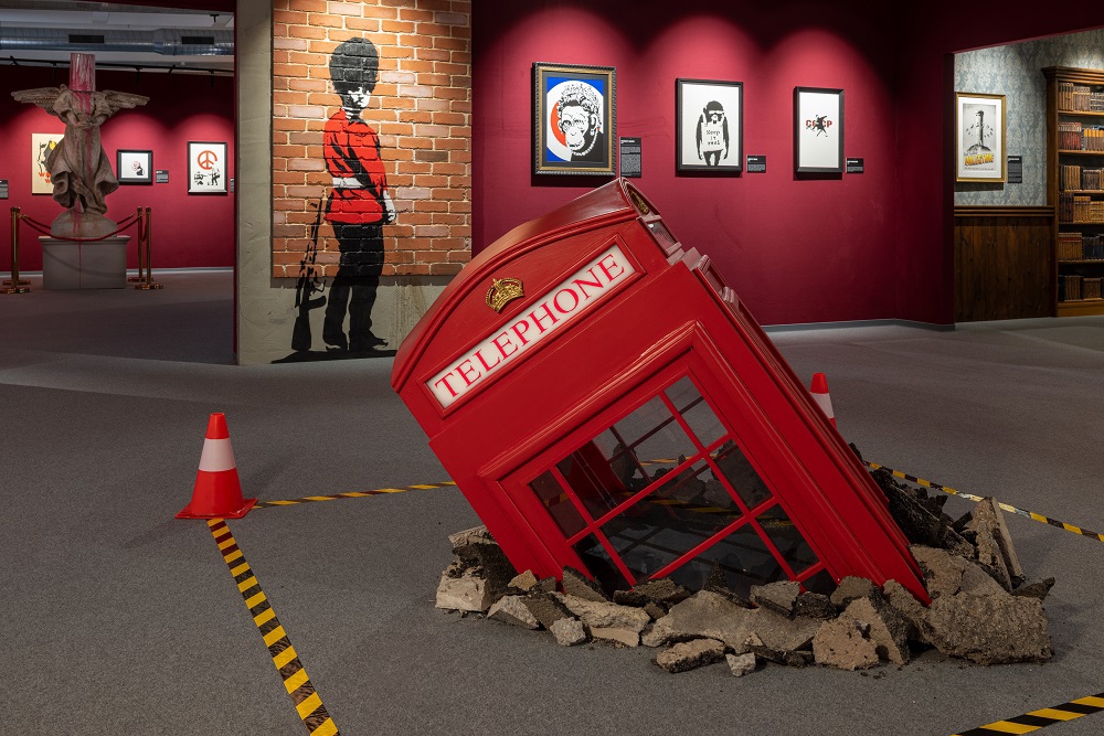 Mystery_of_Banksy_01_(c)Dominik Gruss