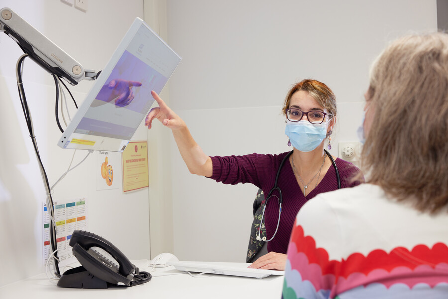 Outpatient, patient and doctor, consultation, September 2022, Dr Sara Valpione, Louise Dobson