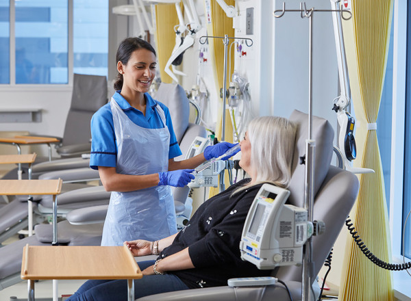 Patients receiving treatment, chemotherapy, CRF nursing staff, 2022, Nurse, Stefania Pinna, head and neck, research team, pan actors