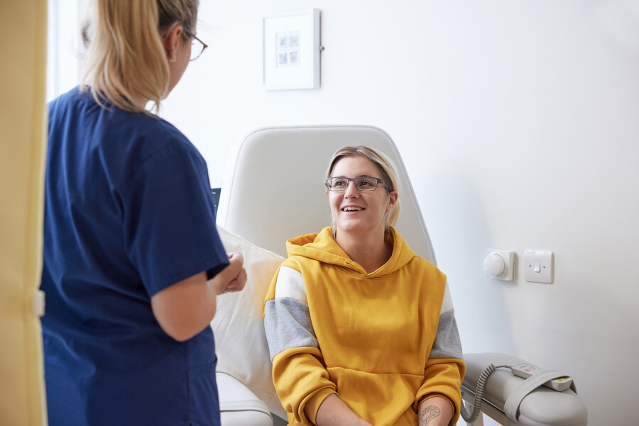 chemotherapy nurse and patient, chemotherapy department, Pan Artists, September 2022, Charlotte Kay, Staff nurse, Jennifer Kemp 