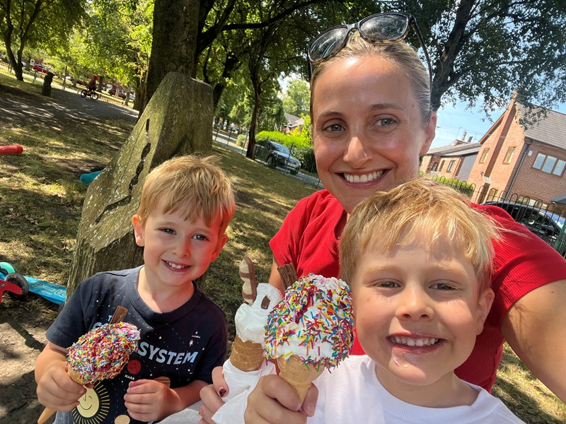 A photo of Christie patient and Granada Reports journalist, Rachel Hall, with her 2 young sons.