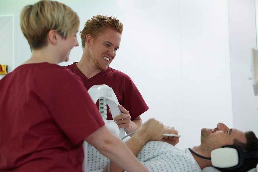 Lee Whiteside, Rosie Hales, radiotherapy, MR Linac, scan, May 2022